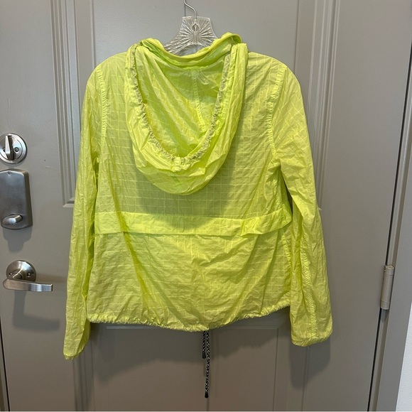 Free People Hooded Packable Windbreaker Jacket Neon Yellow Size Extra Small XS - Picture 2 of 4